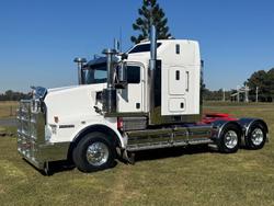 2021 Kenworth T659 **ENGINE WARRANTY** White