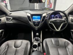 2012 Hyundai Veloster + FS Veloster Red
