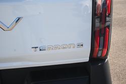 2025 LDV
Terron 9 Origin