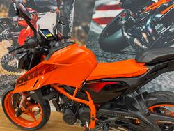 2024 Ktm 390 DUKE ORANGE