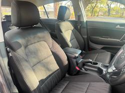 2017 Kia
Sportage Si Premium