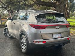 2017 Kia
Sportage Si Premium