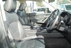 2020 LDV
                D90 Executive