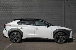 2024 Toyota
bZ4X