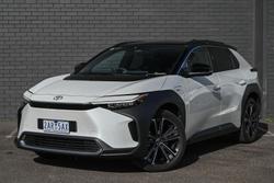 2024 Toyota
bZ4X