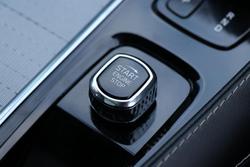 2022 Volvo
                XC90 Recharge Plug-In Hybrid