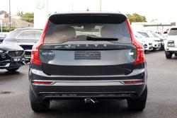 2022 Volvo
                XC90 Recharge Plug-In Hybrid
