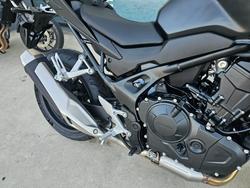 2025 Honda CB750 (HORNET) Black