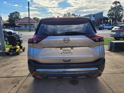 2025 NISSAN
T33 STL