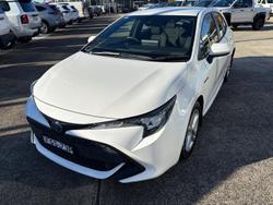 2022 Toyota
Corolla Ascent Sport Hybrid