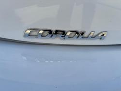 2022 Toyota
Corolla Ascent Sport Hybrid