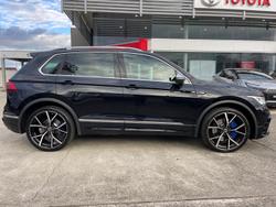 2023 Volkswagen
Tiguan R