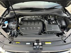 2023 Volkswagen
Tiguan R