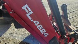 2016 Massey Ferguson 7724 Dyna 6 Red