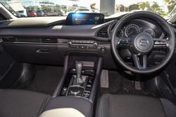 2025 Mazda
3 G20 Pure