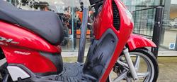 2008 Honda SH150i RED