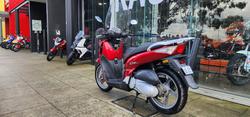 2008 Honda SH150i RED