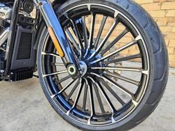 2025 HARLEY-DAVIDSON BREAKOUT 117 (FXBR) ROAD BLACK
