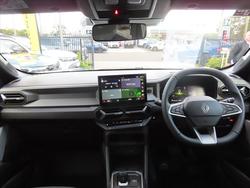 2025 Renault
Duster Techno