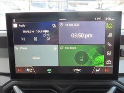 2025 Renault
Duster Techno