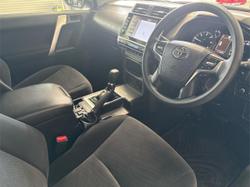 2022 Toyota
Landcruiser Prado GX