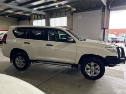 2022 Toyota
Landcruiser Prado GX