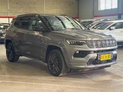 2022 Jeep
Compass S-Limited