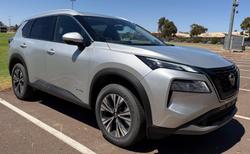 2025 Nissan X-TRAIL ST-L e-POWER