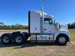 2025 Kenworth T610 Series T610SAR White