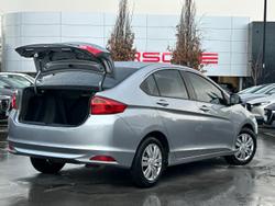 2016 Honda
City VTi