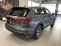 2024 Volkswagen
Touareg 210TDI Elegance