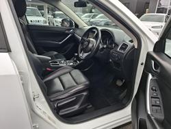 2015 Mazda
CX-5 Maxx Sport