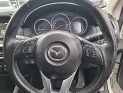 2015 Mazda
CX-5 Maxx Sport
