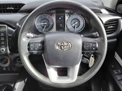 2021 Toyota
                Hilux SR