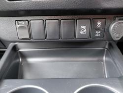 2021 Toyota
                Hilux SR