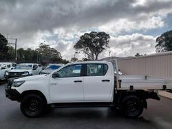 2021 Toyota
                Hilux SR
