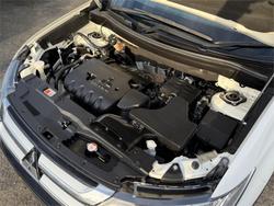2018 MITSUBISHI
                OUTLANDER ES 5 SEAT (AWD)