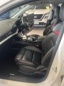 2023 MG
MG5 Essence