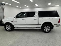 2019 RAM 1500 Laramie DS MY19 4X4 Dual Range Bright White
