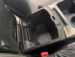 2019 RAM 1500 Laramie DS MY19 4X4 Dual Range Bright White