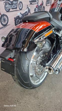 2025 Harley-davidson FLFB FAT BOY (117) WHISKEY FIRE / BLACK