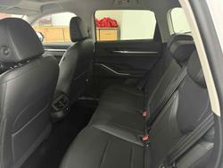 2025 GWM Haval H6 Ultra Hybrid B01 Hamilton White
