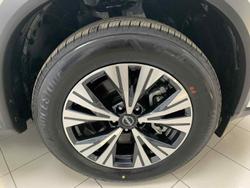 2025 Nissan
X-TRAIL ST-L e-POWER