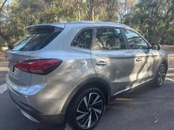 2025 MG ZS Essence Hybrid+ ZS32 MY25 Sloane Silver