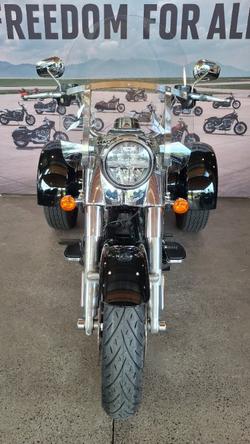 2019 Harley-davidson FLRT FREEWHEELER Black