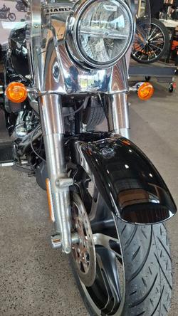 2019 Harley-davidson FLRT FREEWHEELER Black