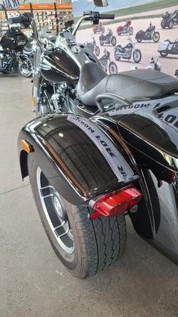 2019 Harley-davidson FLRT FREEWHEELER Black