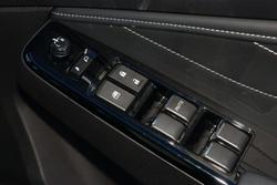 2025 Isuzu
                MU-X LS-T