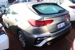 2020 Kia
Cerato S