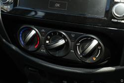 2024 Nissan
Navara SL Warrior